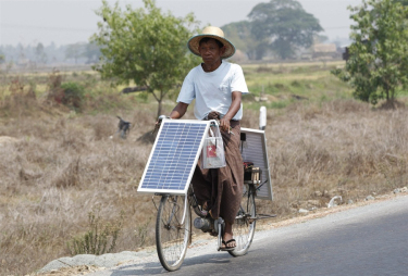 pb-120708-solar-bike-jb-photoblog900