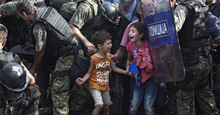 macedonia-refugees-08222015-10a