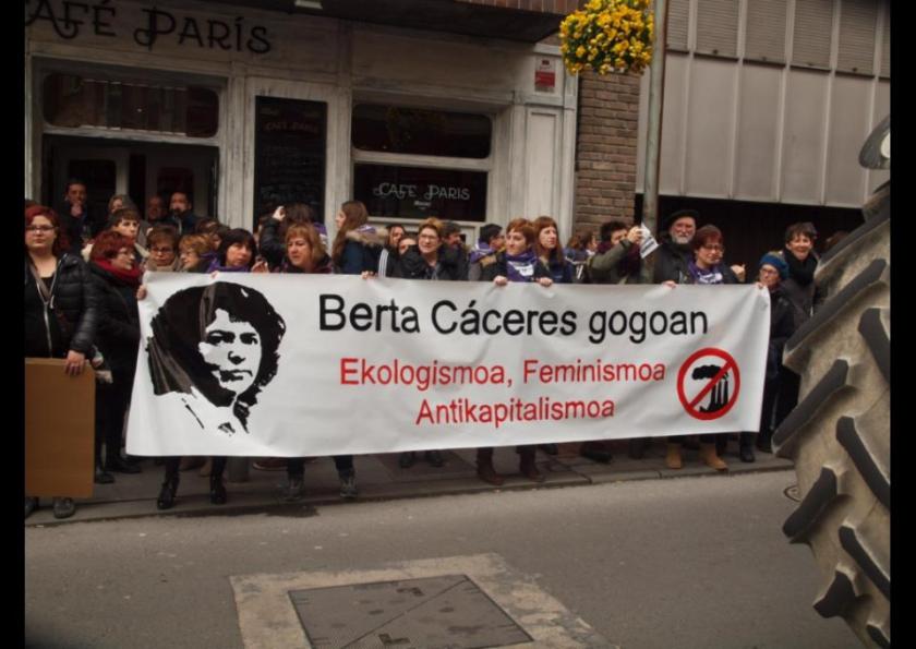 emakumeak-037-090416