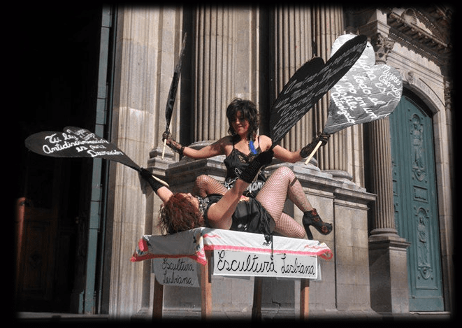 lesbian sculpture performance