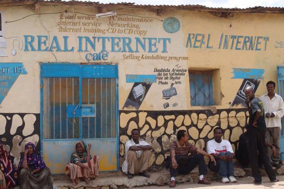 2016_1121_ethiopia_internetcafe