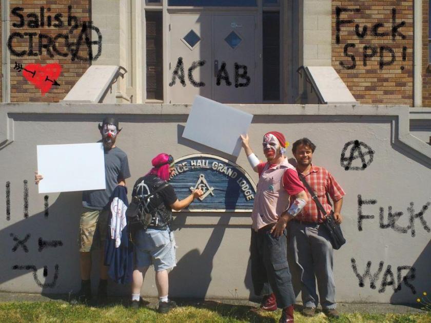 392465_359710544104055_420694711_n