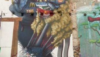 Barcelona: Defending l'Agora occupied Community Site against Fierce Speculation