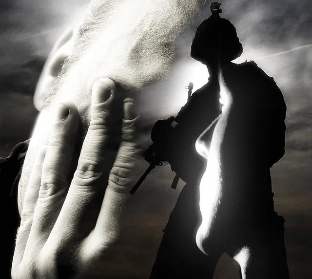 U.S. Army: 0 — Internet: 1 by David&nbsp;Swanson