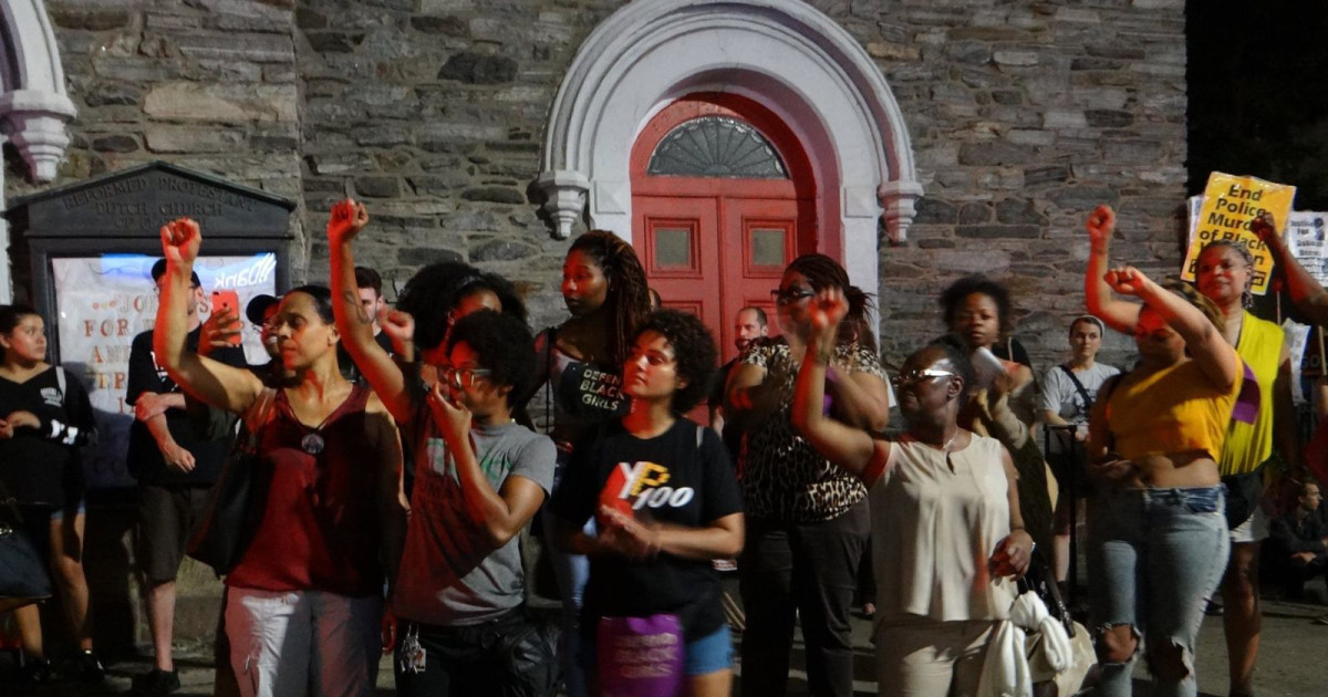 PLEASE SHARE WIDELY: Facebook shuts down community, women’s groups and activists’ pages without cause ..&nbsp;Eng/Esp